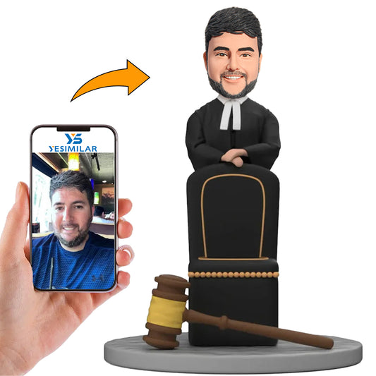 Handcraft Male Judge with Hammer Custom Bobbleheads