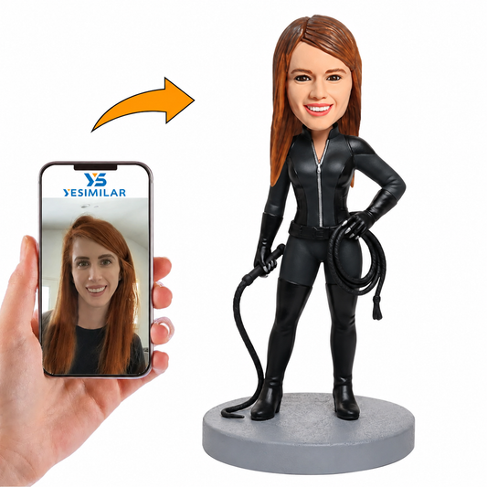 Custom Catwoman Whip Pose Bobblehead